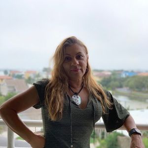 Meet your Posher, Wania